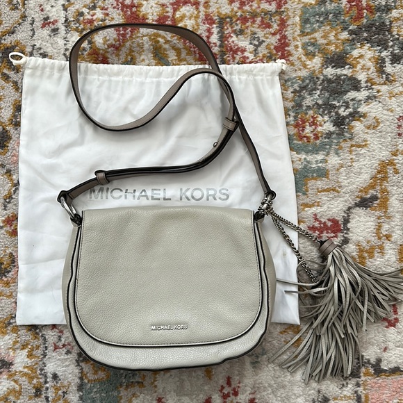 Michael Kors Crossbody - Picture 1 of 4